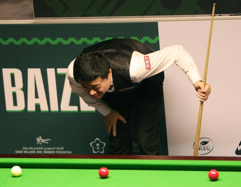 球迷们一直 球迷们一直