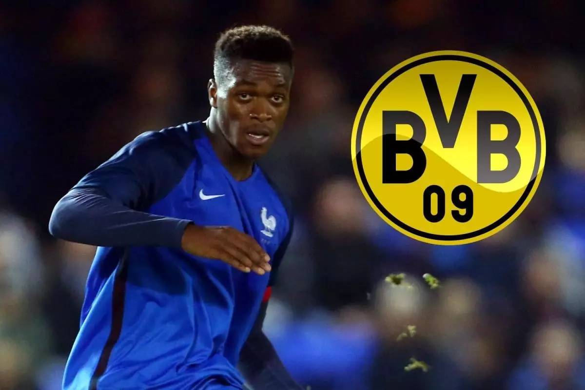 判哨子抢戏 判哨子抢戏