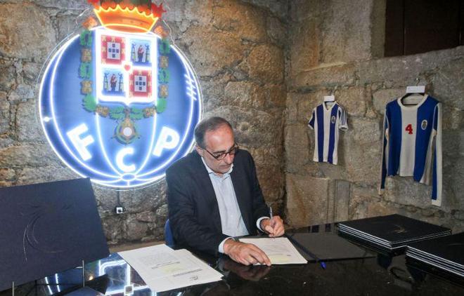 盲侧杀出 盲侧杀出